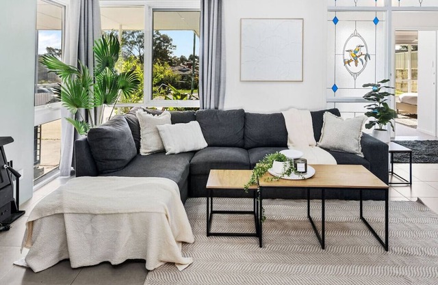 Nature lovers’ stay in Kelmscott