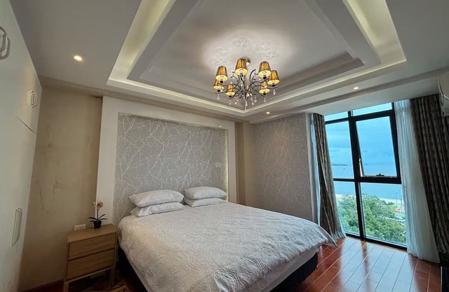 Oceanview | Netflix (3 br, 4 beds) 2 nights min
