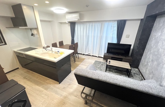 2 single beds/1 sofa bed/4 min walk from station!