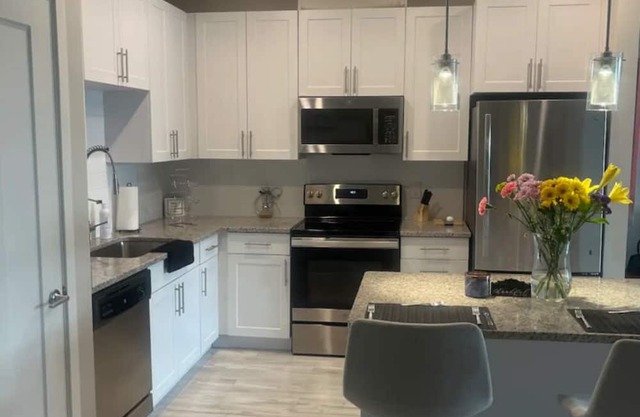 Cozy Home Away from Home 1Bd/1Ba in lovely Savannah