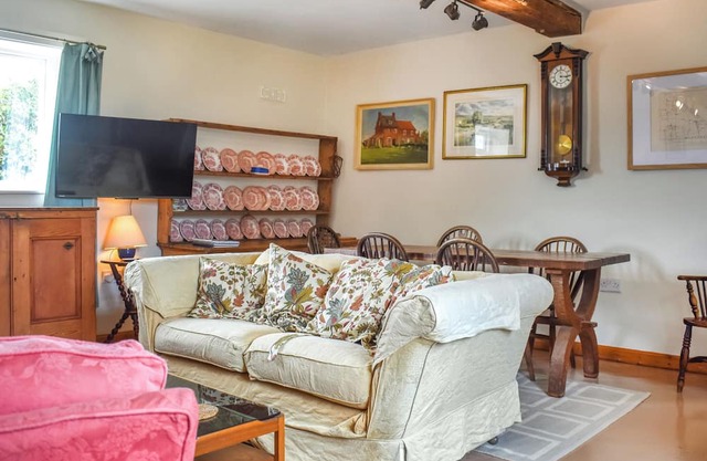 3 bedroom accommodation in Happisburgh