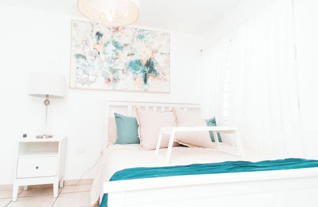 Mi casita Couples Retreat Near Airport