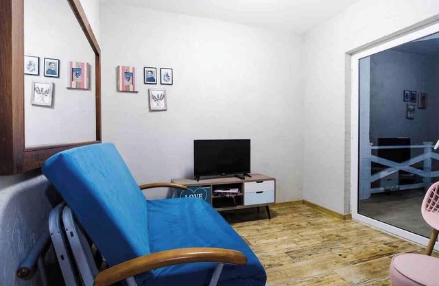 Villa Oliviya Budva - pink house