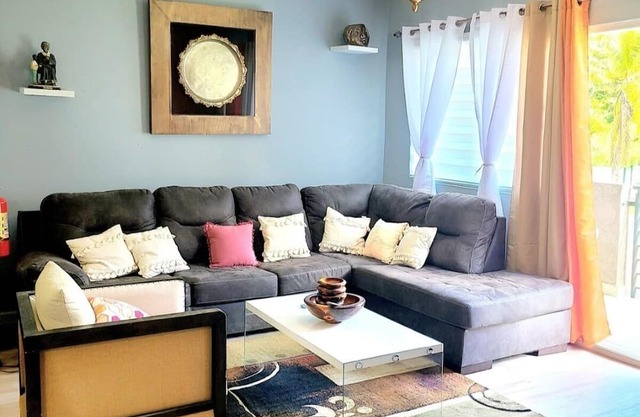 3-bedroom condo in 24/7 guarded complex AC, WiFi, 2 Pools, Gym