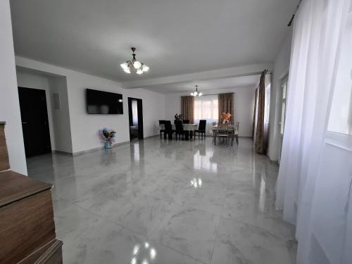 Vila Imperial Colibița